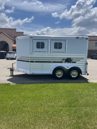 New 2002 4 Star 2H Slant BP Horse Trailer