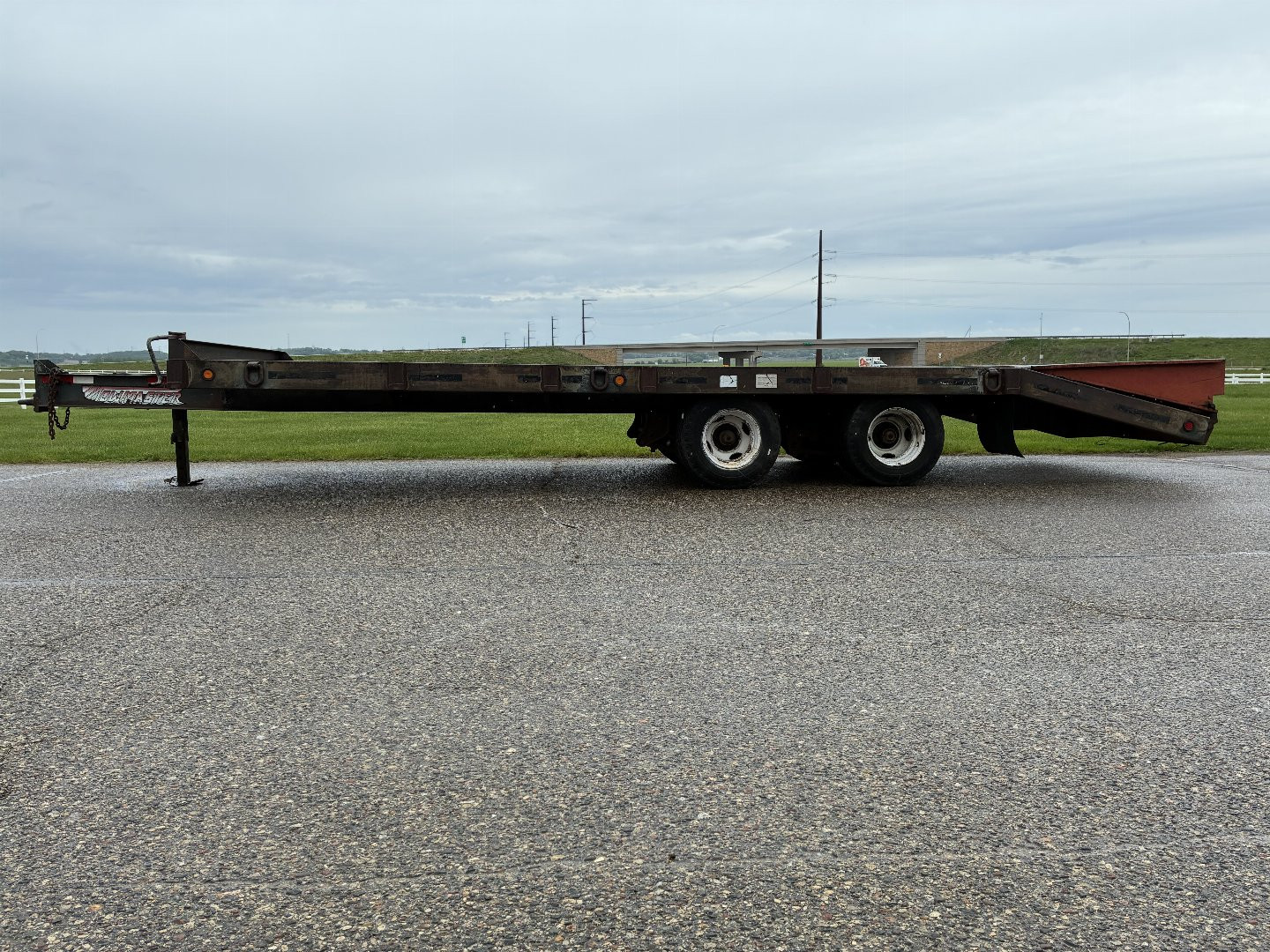Used 1995 Towmaster Deckover Trailer