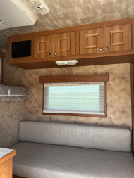 Used 2017 Shadow 3H GN Weekender Horse Trailer