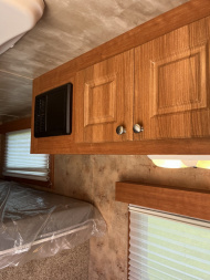 Used 2017 Shadow 3H GN Weekender Horse Trailer