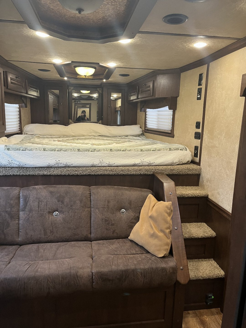Used 2016 Platinum 2H 10'4" LQ Horse Trailer