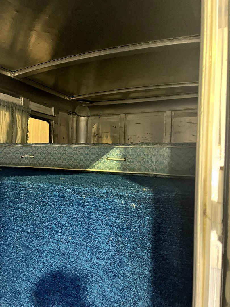 Used 1987 4-Star Trailers 5H GN Horse Trailer