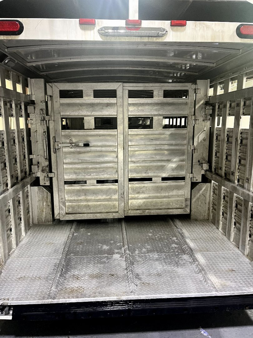 Used 2017 Platinum 8'x 34' Stock Combo Stock / Stock Combo Trailer