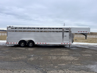 New 2025 4-Star Trailers 24' St GN Trailer