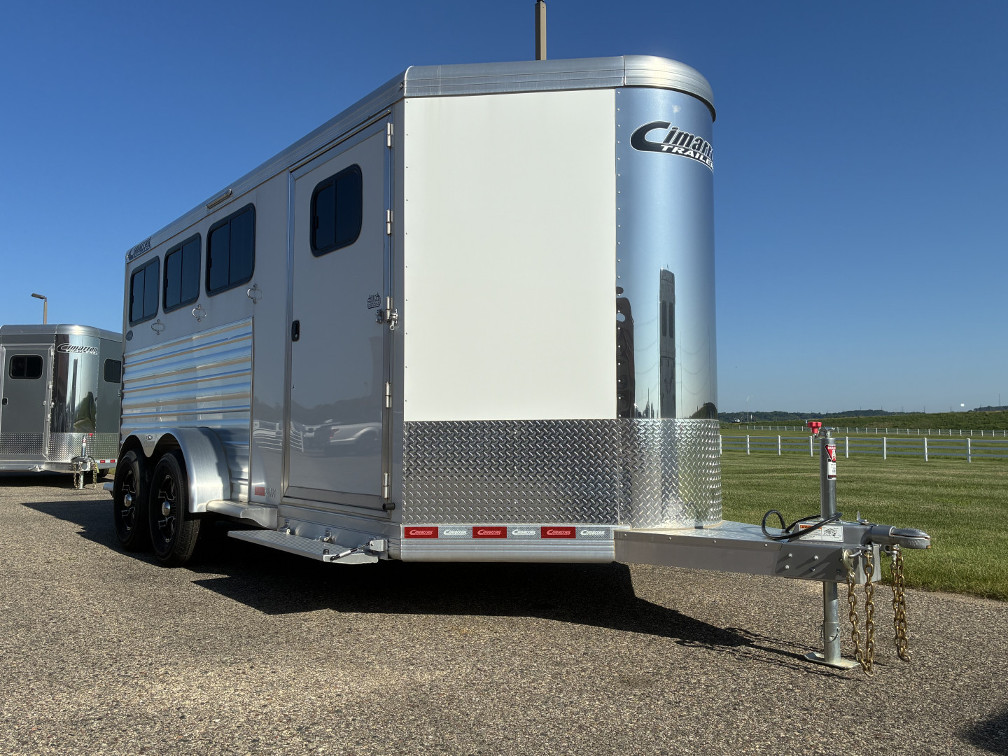 New 2025 Cimarron Trailers 3H BP RTG Horse Trailer