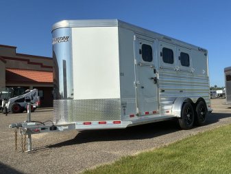 New 2025 Cimarron Trailers 3H BP RTG Horse Trailer