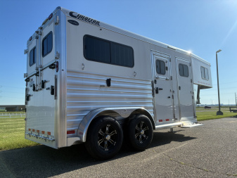 New 2025 Cimarron Trailers 2H Straight Load GN Horse Trailer