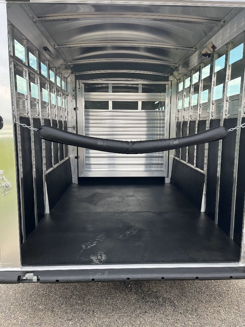New 2025 4-Star Trailers 7'x24' Stock Combo GN Stock / Stock Combo Trailer