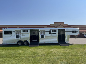New 2025 4-Star Trailers 6-9 Horse Head to Head Horse Trailer