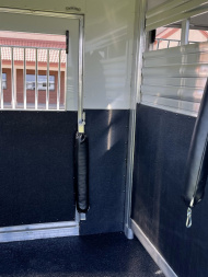 New 2025 4-Star Trailers 6-9 Horse Head to Head Horse Trailer