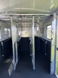 New 2025 4-Star Trailers 6-9 Horse Head to Head Horse Trailer