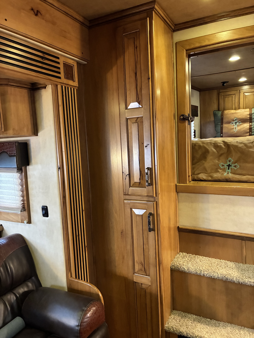 Used 2014 Cimarron Trailers 3H 17' Trail Boss LQ Horse Trailer