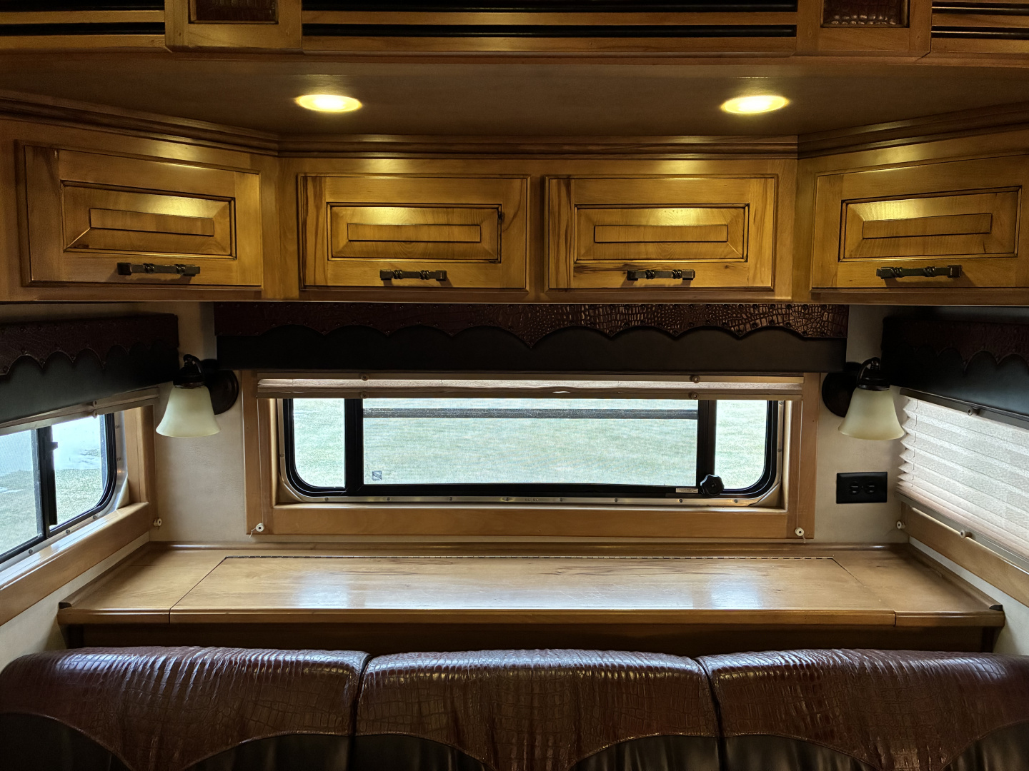 Used 2014 Cimarron Trailers 3H 17' Trail Boss LQ Horse Trailer