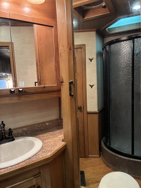 Used 2014 Cimarron Trailers 3H 17' Trail Boss LQ Horse Trailer