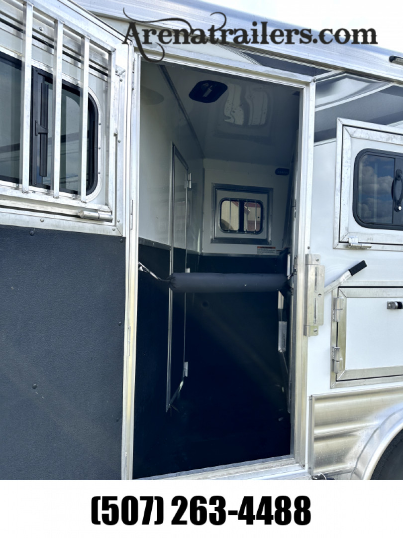 Used 2023 Lakota 3H 15' LQ  Horse Trailer