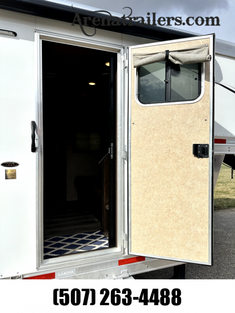 Used 2023 Lakota 3H 15' LQ  Horse Trailer