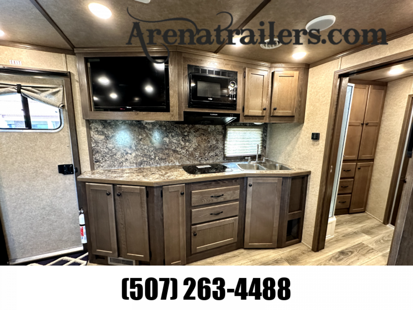 Used 2023 Lakota 3H 15' LQ  Horse Trailer