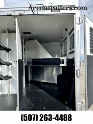 Used 2023 Lakota 3H 15' LQ  Horse Trailer