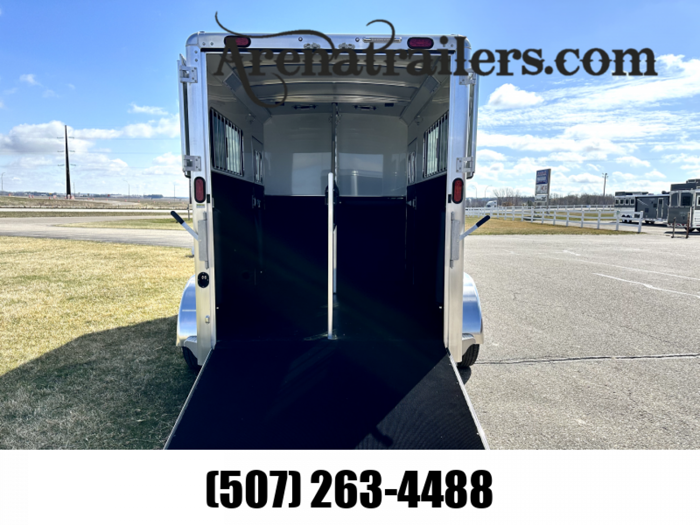 New 2024 Cimarron Trailers 2H BP Straight Load Horse Trailer