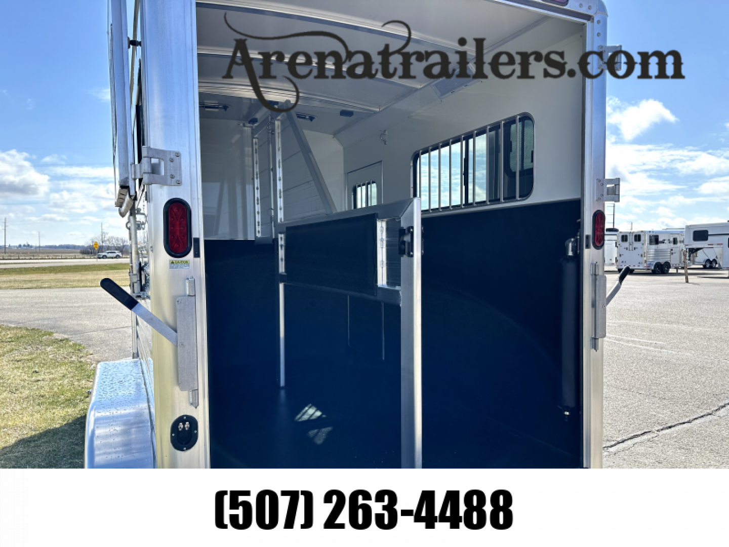 New 2024 Cimarron Trailers 2H BP Straight Load Horse Trailer