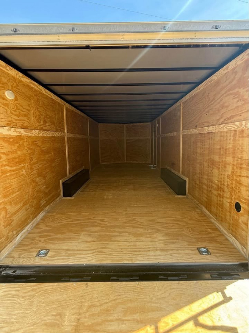 New 2025 Oak Ridge 8.5x24 Cargo / Enclosed Trailer