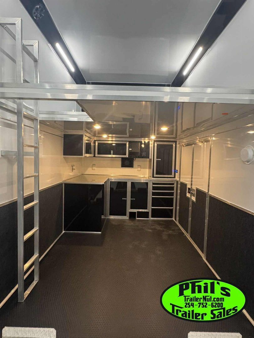 New Haulmark NEW 85X32 ALUMINUM STACKER ENCLOSED RACE TRAILER Car / Racing Trailer