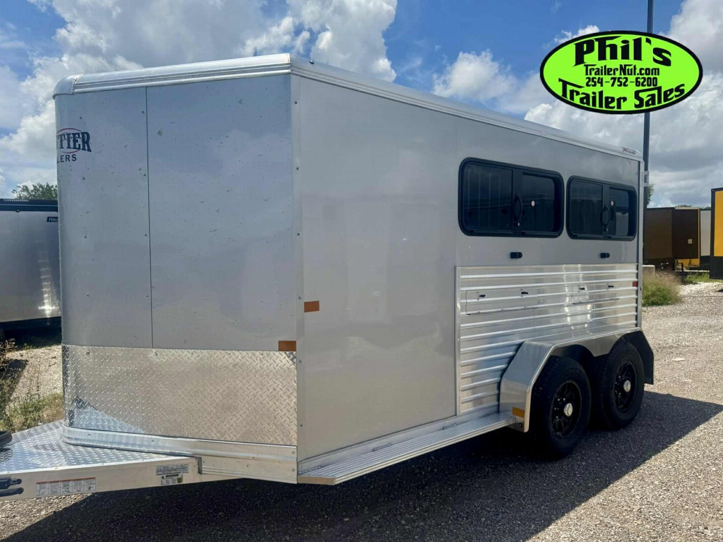 New Frontier Trailers 4PEN Stock / Stock Combo Trailer