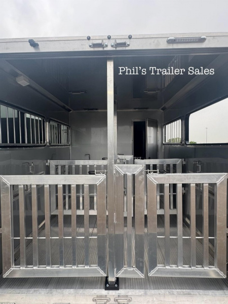 New Frontier Trailers 4PEN Stock / Stock Combo Trailer