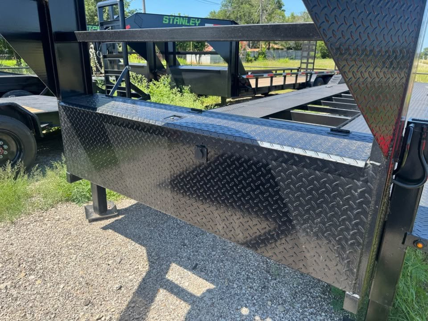 Used 2021 Texas Pride Trailers 102X40 OPEN CAR HAULER 18K GOOSENECK TRAILER Equipment Trailer