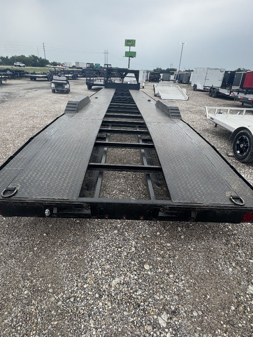 Used 2021 Texas Pride Trailers 102X40 OPEN CAR HAULER 18K GOOSENECK TRAILER Equipment Trailer