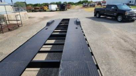 Used 2021 Texas Pride Trailers 102X40 OPEN CAR HAULER 18K GOOSENECK TRAILER Equipment Trailer