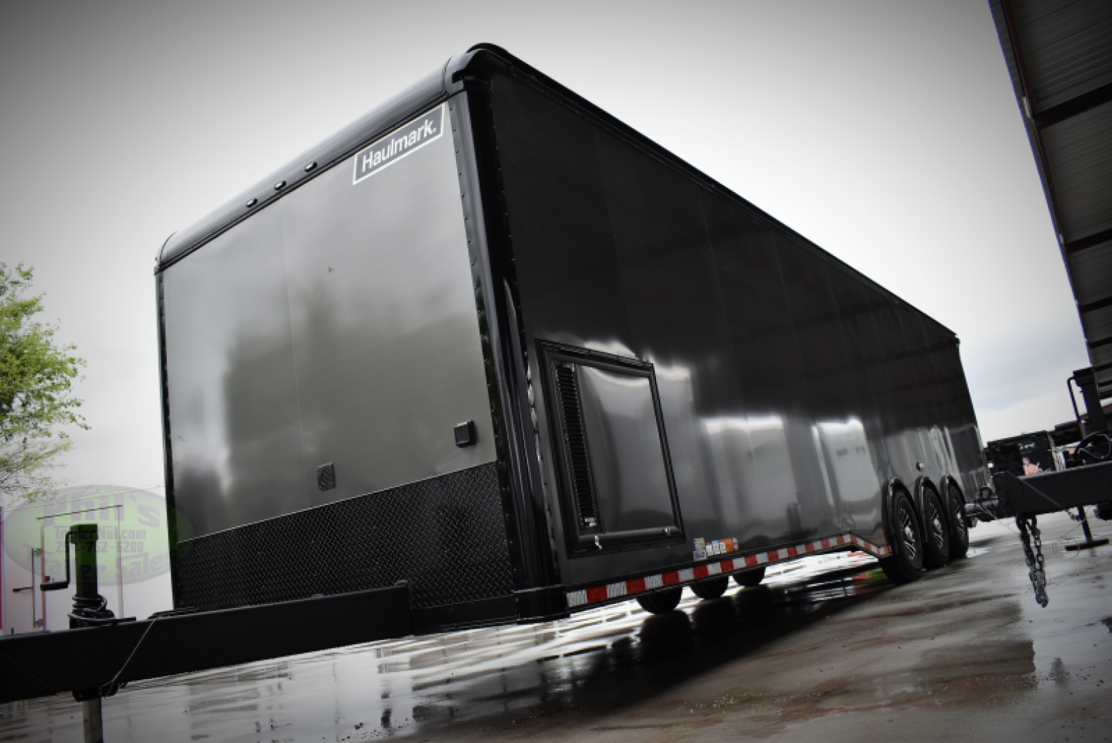 New HAULMARK NEW 85X32 EDGE ENCLOSED CAR RACE TRAILER ELECTRIC AWNING CARGO TRAILERS CAR HAULER Car / Racing Trailer
