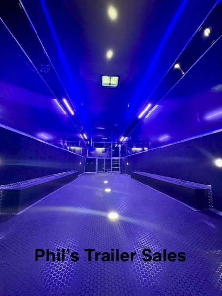 New HAULMARK NEW 85X32 EDGE ENCLOSED CAR RACE TRAILER ELECTRIC AWNING CARGO TRAILERS CAR HAULER Car / Racing Trailer
