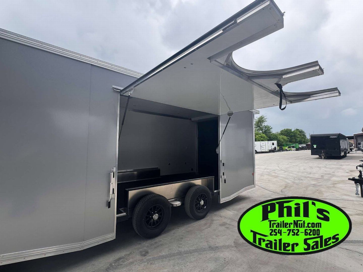 New 2026 E-Z Hauler 24' ALL ALUMINUM CAR HAULER LARGE ESCAPE DOOR FINISHED OUT Car / Racing Trailer