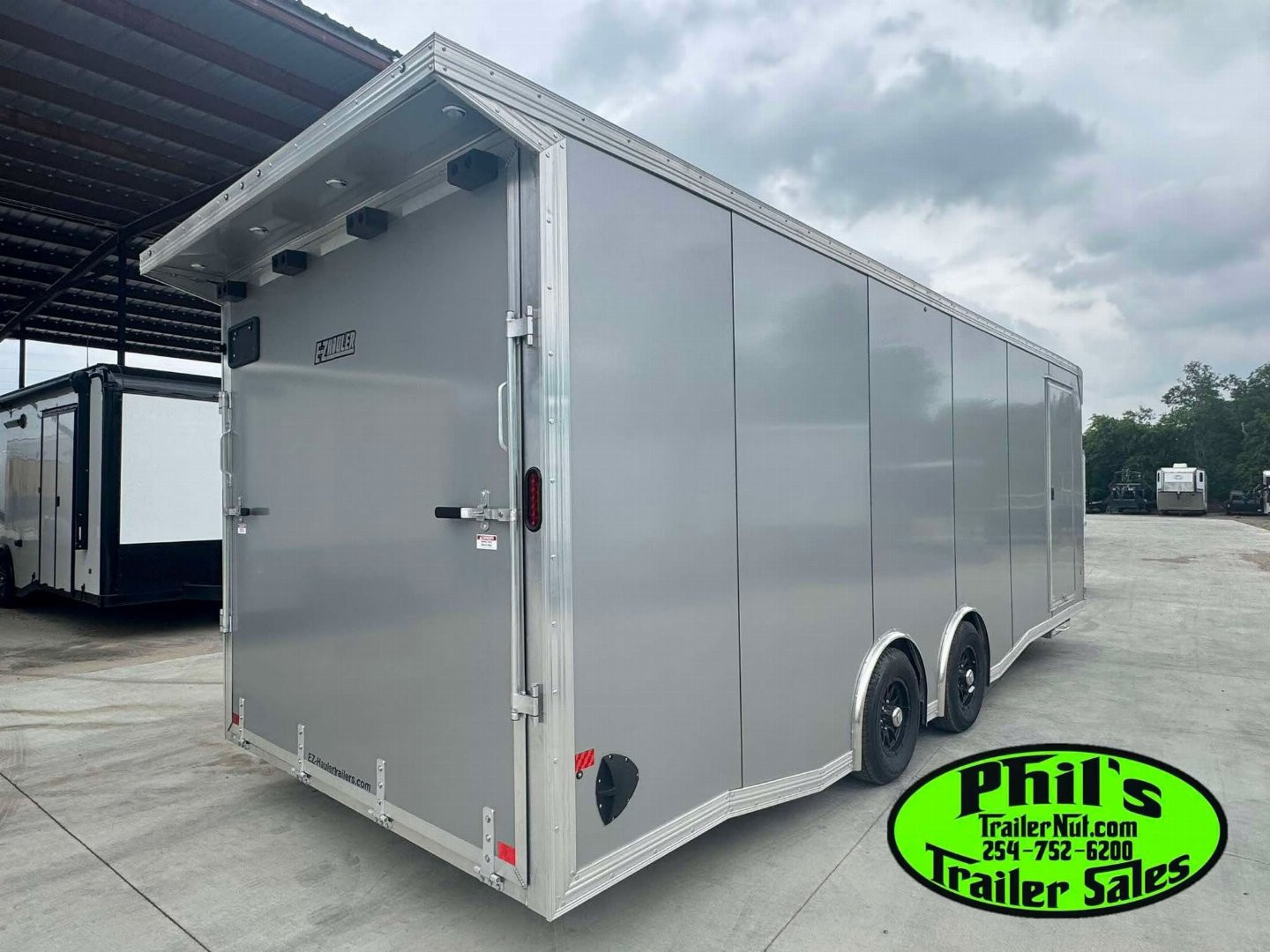 New 2026 E-Z Hauler 24' ALL ALUMINUM CAR HAULER LARGE ESCAPE DOOR FINISHED OUT Car / Racing Trailer