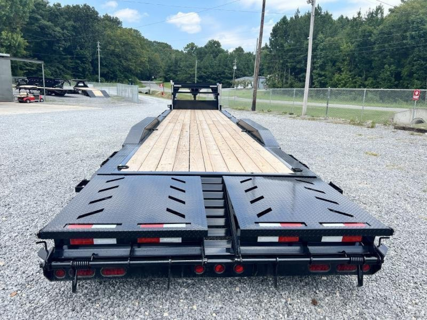 New 2026 Iron Bull 102X40' GOOSENECK -3-7K AXLES-10" CHANNEL FRAME -RAMPAGE RAMPS-DRIVE OVER FENDERS Equipment Trailer