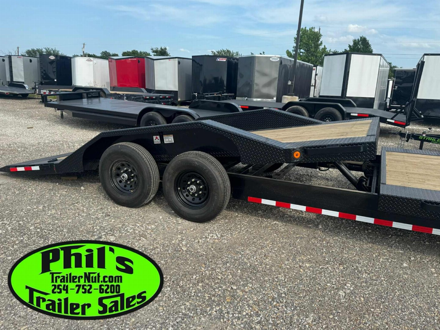 New 2026 Iron Bull 102 X 24 LOW PRO GOOSENECK TILT TRAILER Tilt Trailer HEAVY EQUIPMENT TRAILER DRIVE OVER FENDERS
