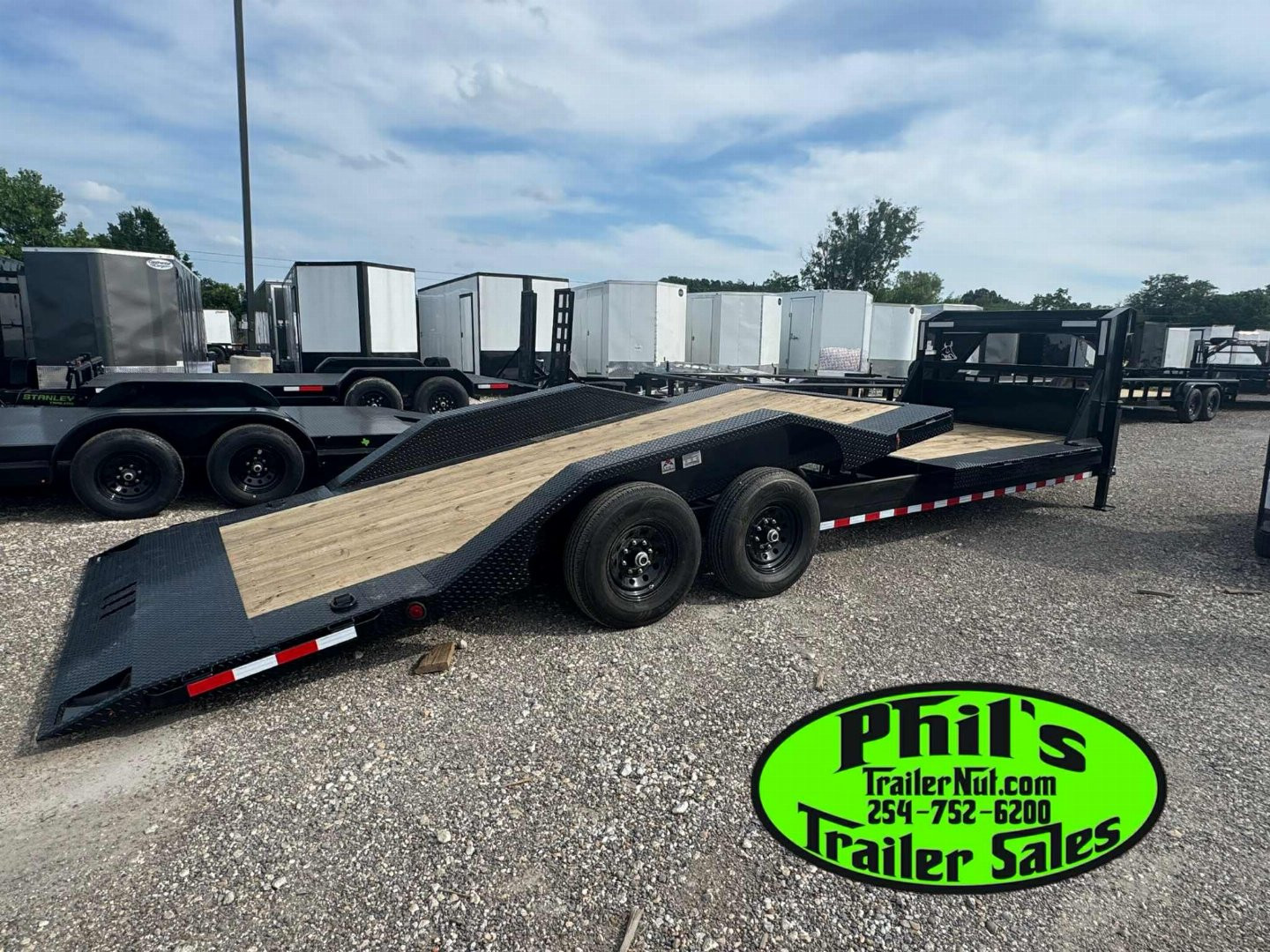 New 2026 Iron Bull 102 X 24 LOW PRO GOOSENECK TILT TRAILER Tilt Trailer HEAVY EQUIPMENT TRAILER DRIVE OVER FENDERS