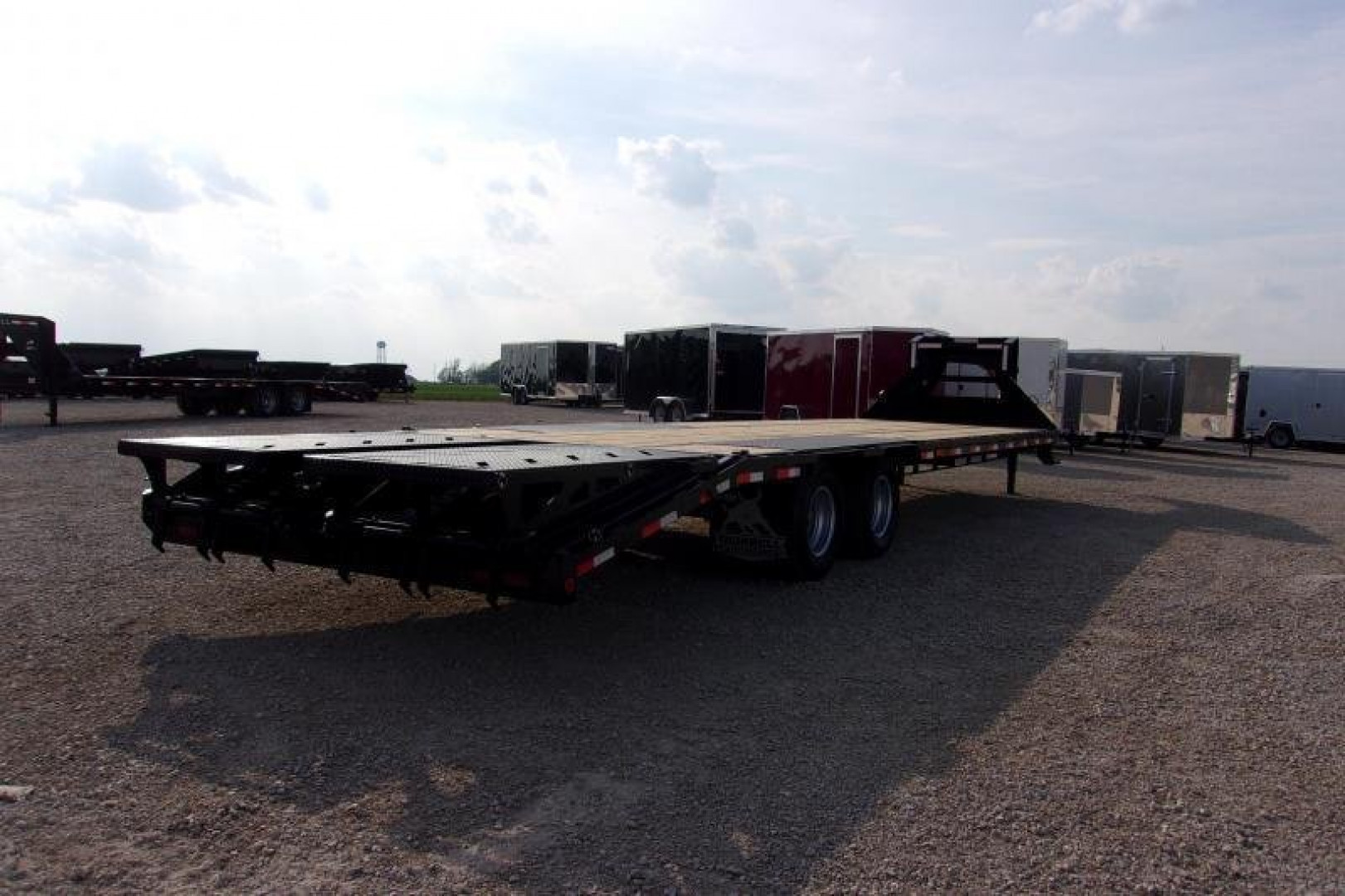 New IRON BULL 32 24K TANDEM DUAL EQUIPMENT TRAILER DECK OVER Equipment Trailer