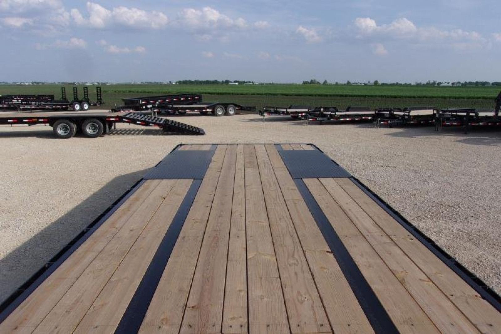 New IRON BULL 32 24K TANDEM DUAL EQUIPMENT TRAILER DECK OVER Equipment Trailer