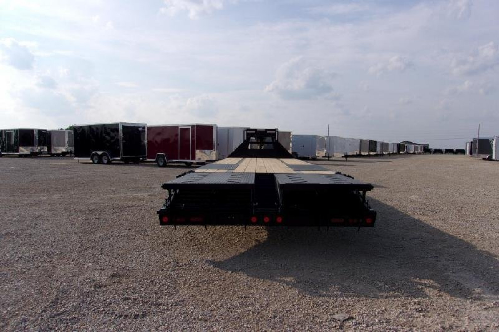 New IRON BULL 32 24K TANDEM DUAL EQUIPMENT TRAILER DECK OVER Equipment Trailer