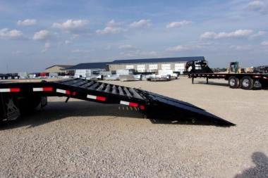 New IRON BULL 32 24K TANDEM DUAL EQUIPMENT TRAILER DECK OVER Equipment Trailer