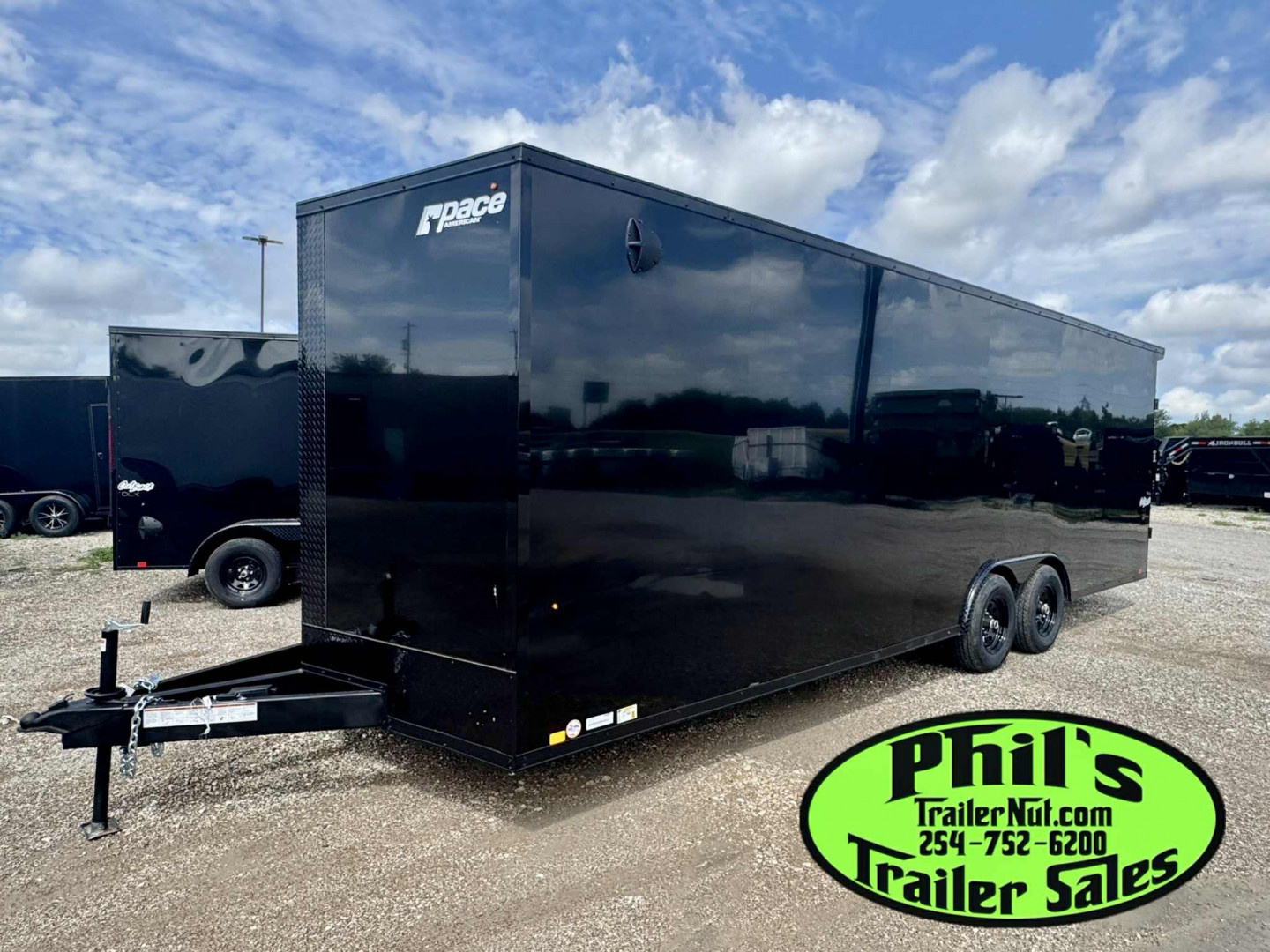 New Pace American 8.5X24 Cargo / Enclosed Trailer REAR WING & UPGRADED .080 SCREWLESS EXTERIOR car hauler