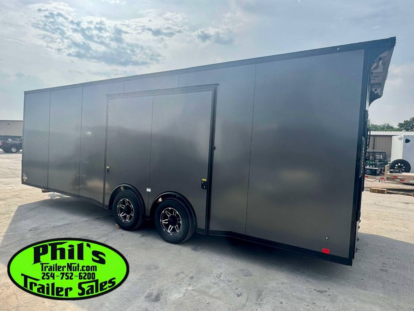 New 2025 RC Trailers 8.5X24 Car / Racing Trailer FULL ESCAPE DOOR WITH REMOVABLE FENDER TORSION AXLES