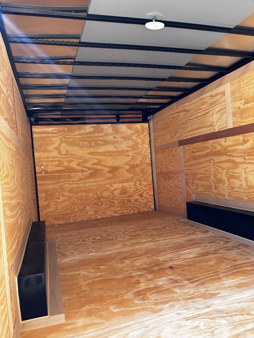 New 2025 8.5X20' ENCLOSED CAR HAULER -.080 POLYCORE EXTERIOR-6'4" INTERIOR HEIGHT-16" CENTERS- D-RINGS-CHROME TRIM Car / Racing Trailer