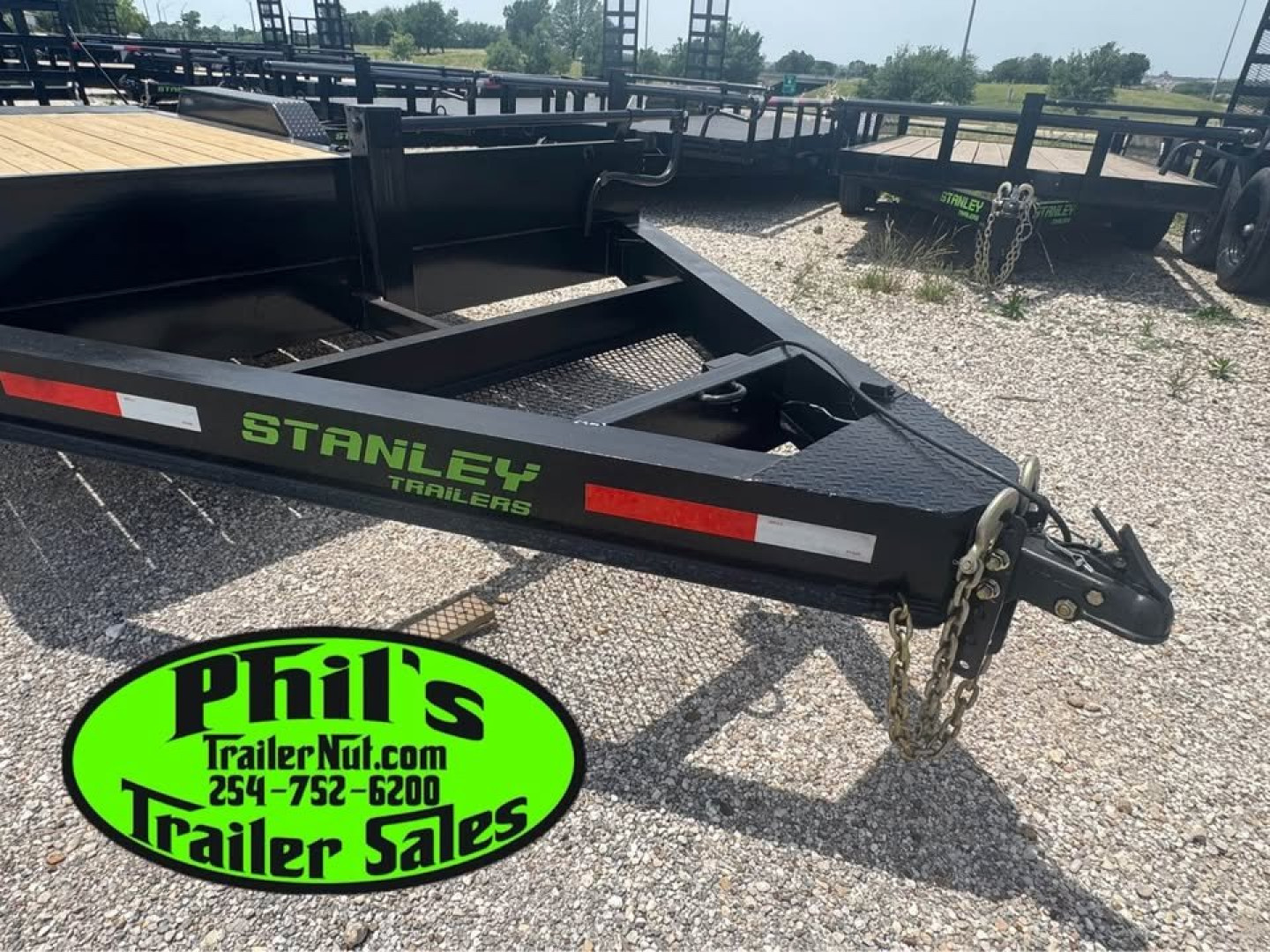 New 2025 Stanley Trailers 20' EQUIPMENT TRAILER STAND UP RAMPS 8K AXLES Equipment Trailer