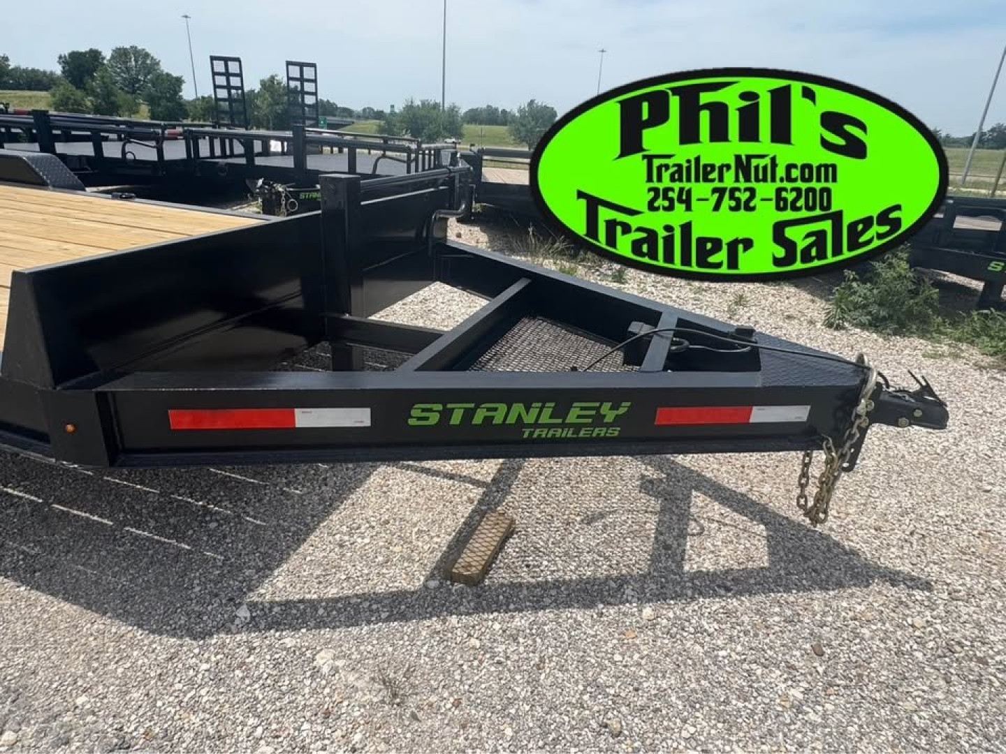 New 2025 Stanley Trailers 20' EQUIPMENT TRAILER STAND UP RAMPS 8K AXLES Equipment Trailer