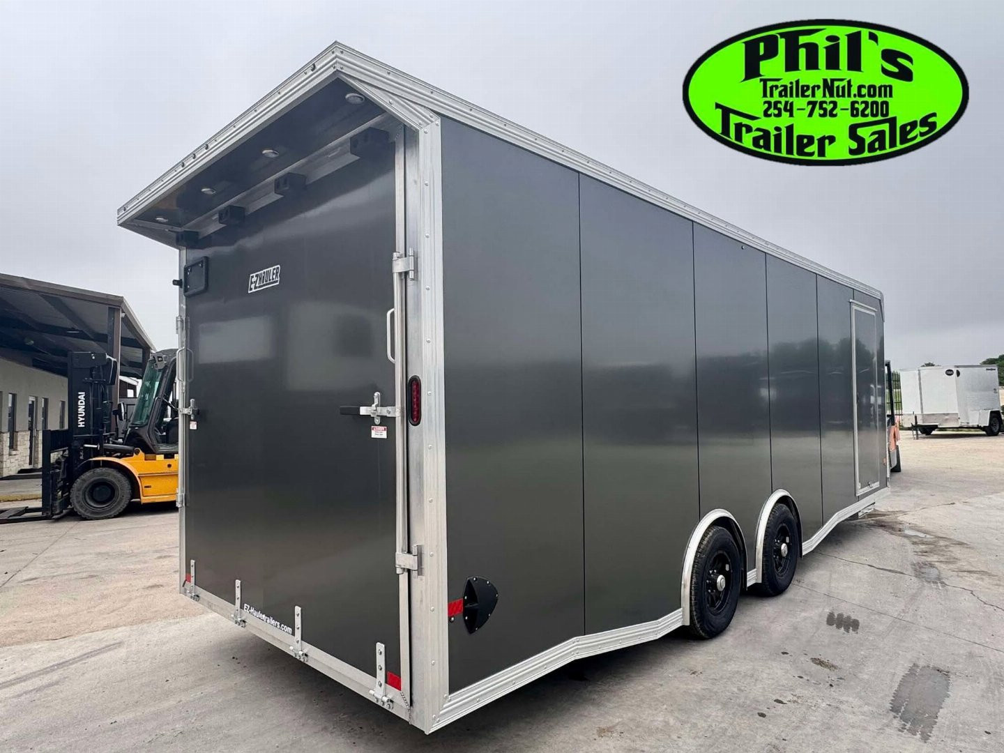 New E-Z Hauler 24' ALL ALUMINUM CAR HAULER LARGE ESCAPE DOOR FINISHED OUT Car / Racing Trailer