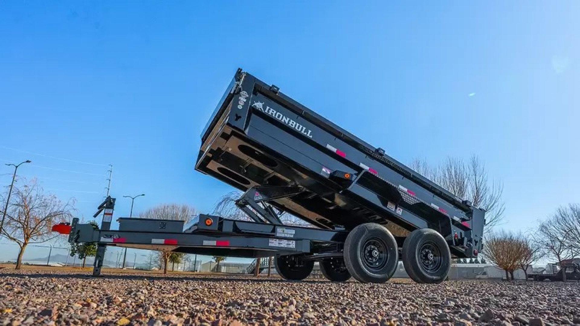 New Iron Bull 83x16 DUMP TRAILER POWDER COATED WITH TARP AND RAMP SCISSOR LIFT 24'' SIDES!