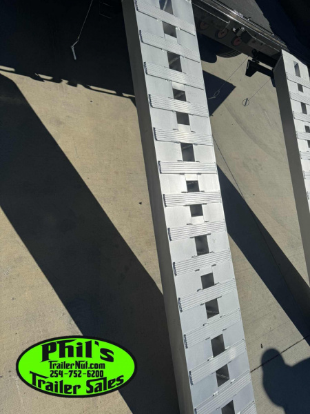 New Iron Bull 83x16 DUMP TRAILER POWDER COATED WITH TARP AND RAMP SCISSOR LIFT 24'' SIDES!